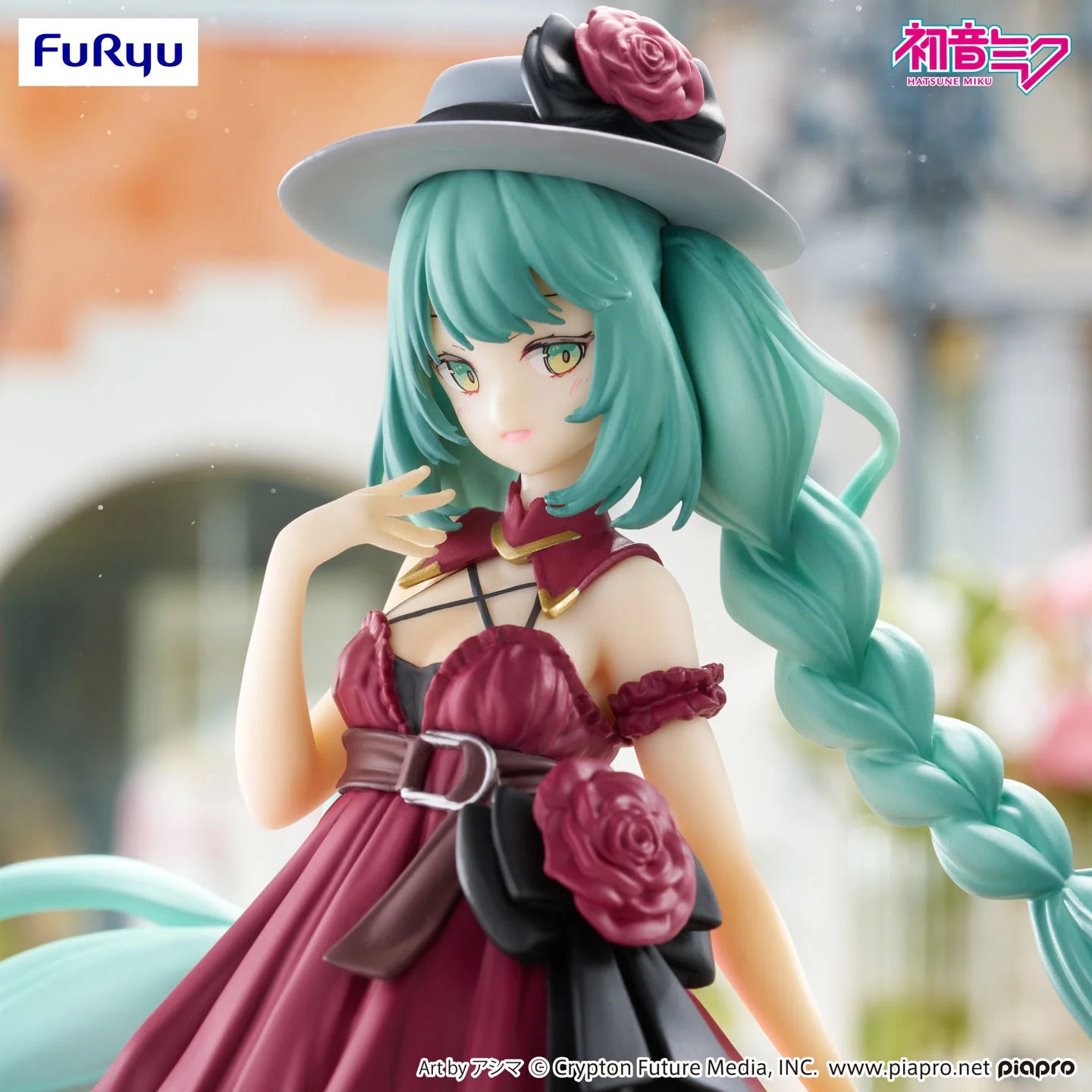 HATSUNE MIKU (Outing Dress Red Color Version) - Trio-Try-iT - Figura Coleccionable