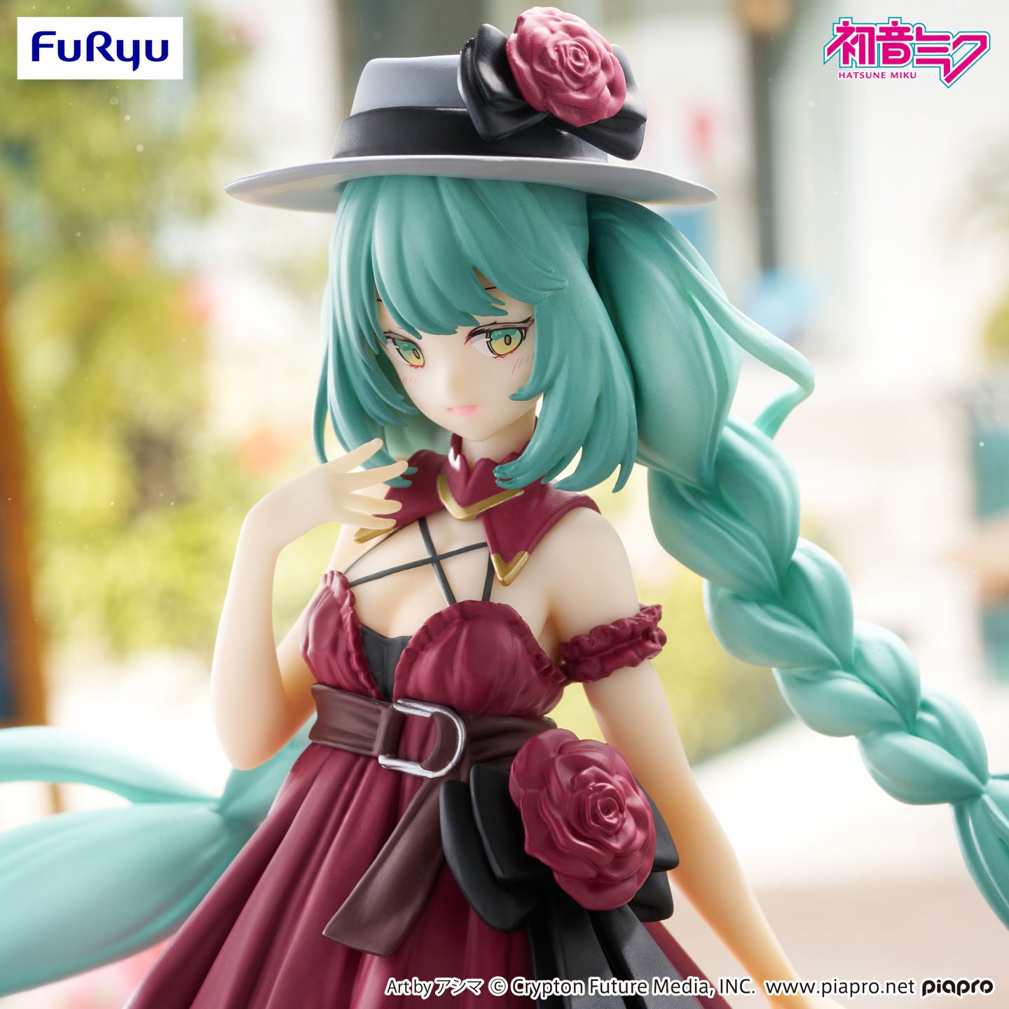 HATSUNE MIKU (Outing Dress Red Color Version) - Trio-Try-iT - Figura Coleccionable