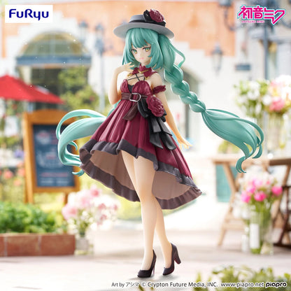 HATSUNE MIKU (Outing Dress Red Color Version) - Trio-Try-iT - Figura Coleccionable