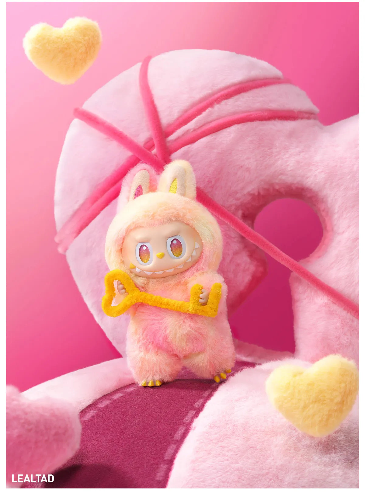 LABUBU THE MONSTERS - Big into Energy Serie - Colgante de Peluche / Caja Misteriosa