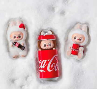 LABUBU THE MONSTERS - Coca Cola Serie - Colgante de Peluche / Caja Misteriosa