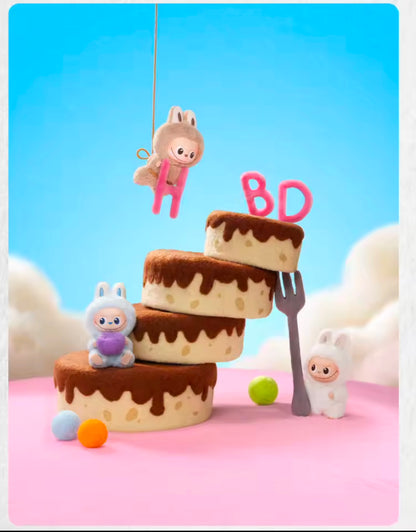 LABUBU THE MONSTERS - Pin for Love Serie (N - Z) - Colgante de Peluche / Caja Misteriosa