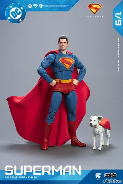 SUPERMAN (con Krypto)  (versión Deluxe) - Figura Coleccionable